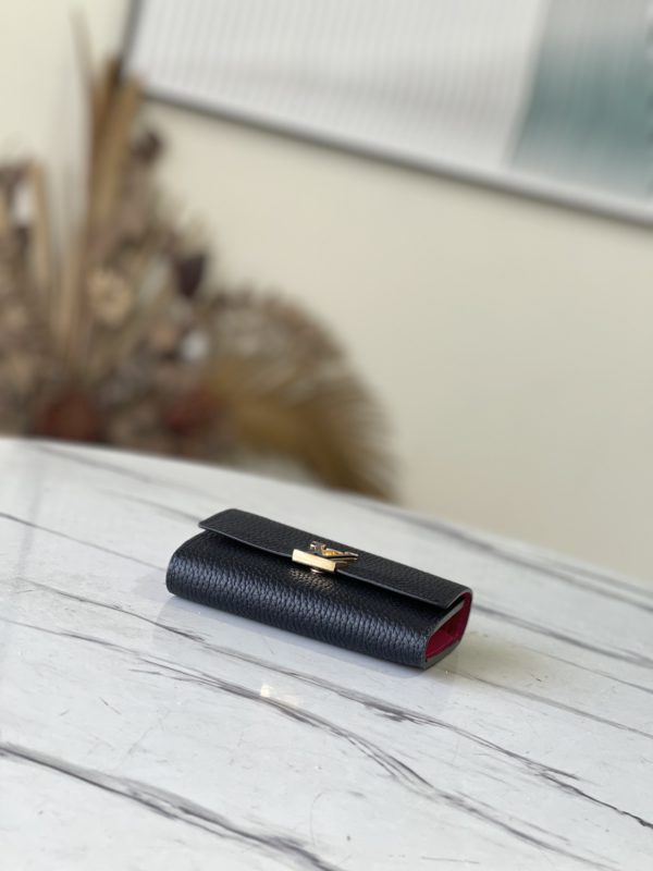 Louis Vuitton Capucines Small Wallet - Black - Image 3