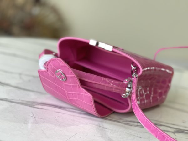 Louis Vuitton Capucines Mini Handbag - Rose Red - Image 2