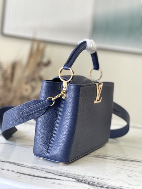 Louis Vuitton Capucines Medium Handbag - Blue - Image 3