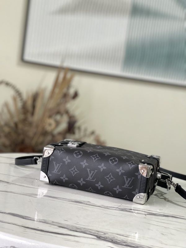 Louis Vuitton Side Trunk small handbag - Black - Image 3
