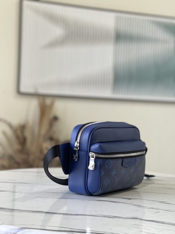 Louis Vuitton Saffiano Outdoor Waist Bag - Blue - Image 5