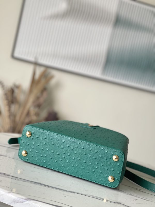 Louis Vuitton Small Capucines Ostrich Leather Hand Bag - Green - Image 3