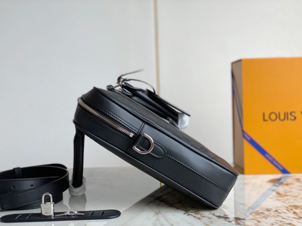 Louis Vuitton Small Voyage Men's Briefcase - Image 4