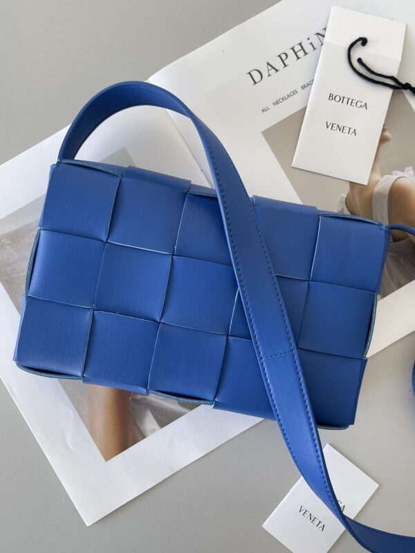 Bottega Veneta Cassette/Pillow Bag - Dark Blue - Image 5