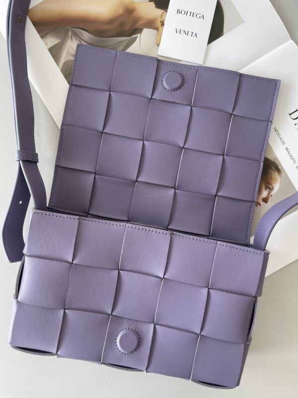 Bottega Veneta Cassette/Pillow Bag - Purple - Image 3