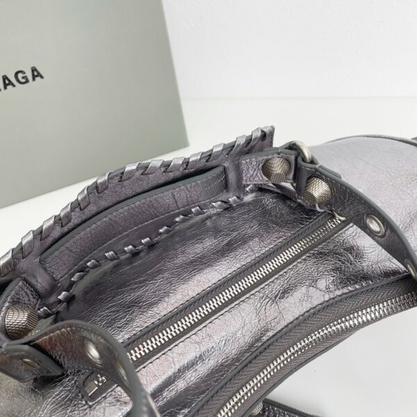 Balenciaga Le Cagole Half-Moon Large Armpit Dumpling Bag - Silver - Image 3