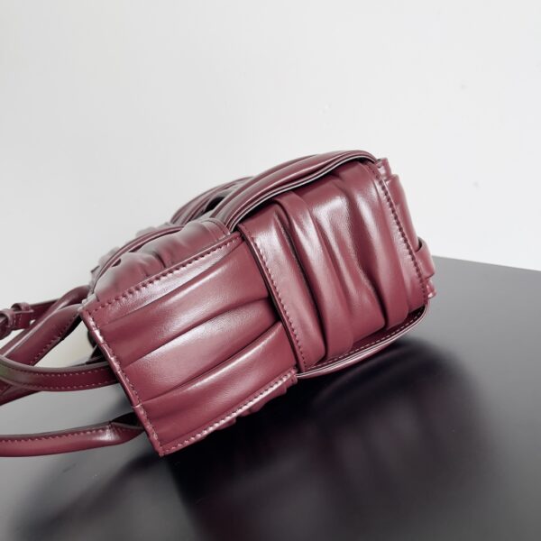 Bottega Veneta Cute Pleated Mini Tote Bag - Maroon - Image 5