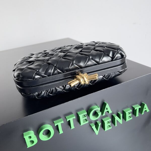 Bottega Veneta Knot Classic Dinner Clutch - Black - Image 2