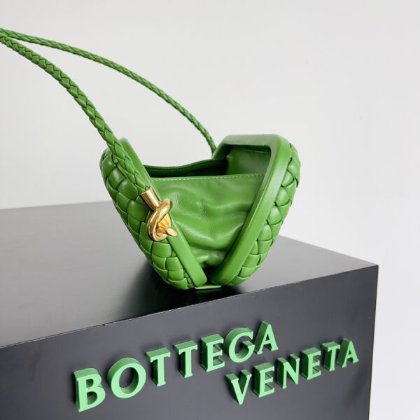 Bottega Veneta Knot Clutch Bag - Green - Image 3