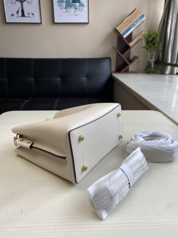 Coach Willow Bucket Small Bucket Bag - White - Image 4