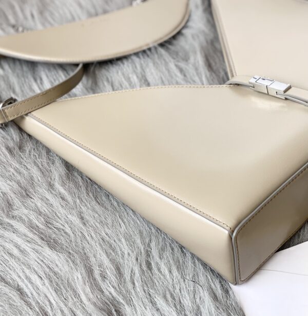 Givenchy V-shaped Cut Out Small Handbag - Cream - Image 4