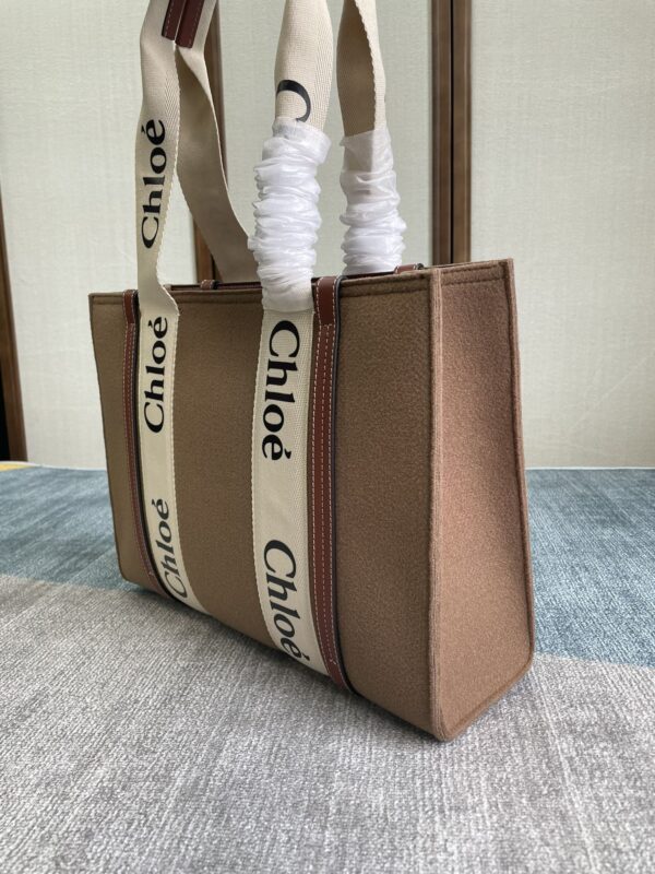 Chloe Woody Medium Tote Bag - Brown - Image 4