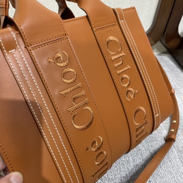 Chloe 22S Woody Small Tote Bag - Brown - Image 4