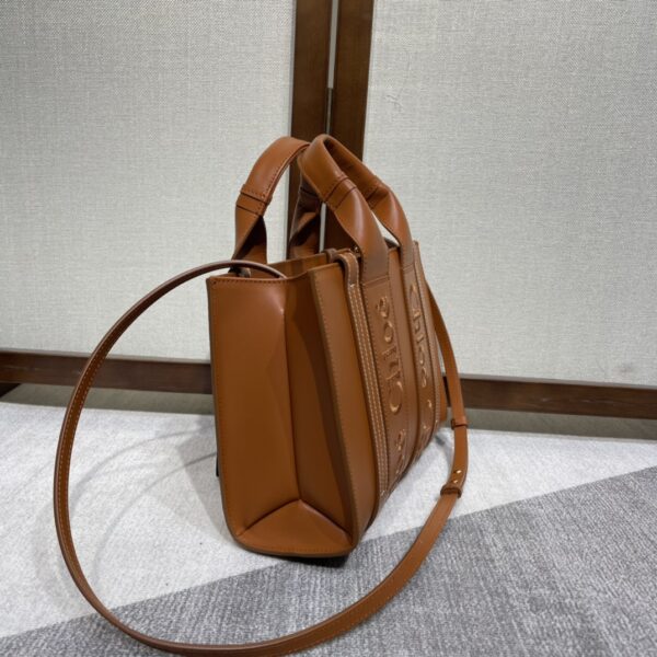 Chloe 22S Woody Small Tote Bag - Brown - Image 2