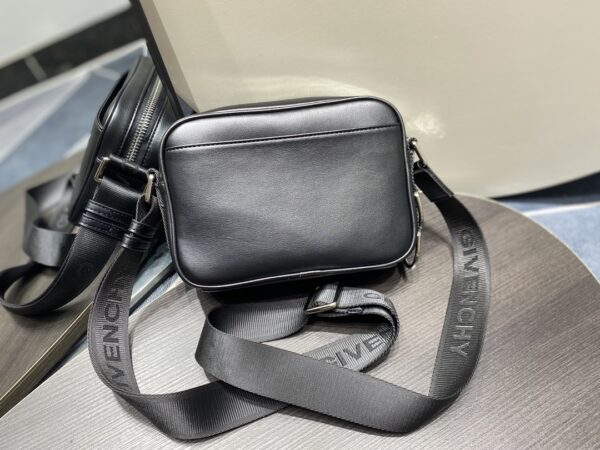 Givenchy G-essentials Camera Bag - Black - Image 4