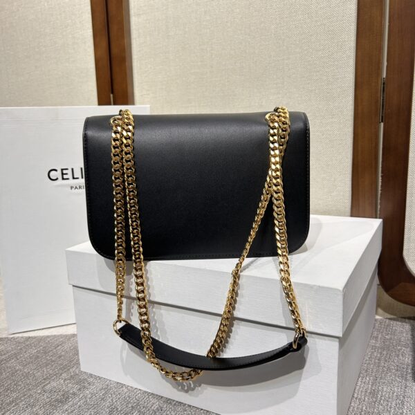 Chloe Medium Triomphe Frame Cow Leather Shoulder Bag - Black - Image 4