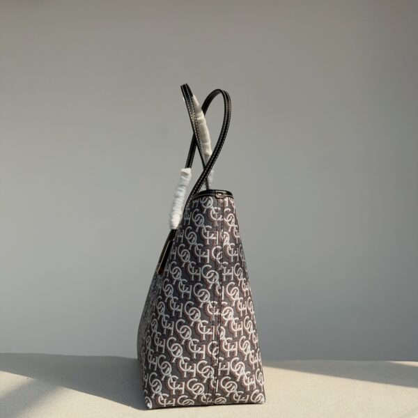 Coach City Buckle Design Tote Bag - Black - Image 5