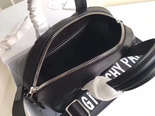 Givenchy Nightingale Shoulder Bag - Black - Image 3