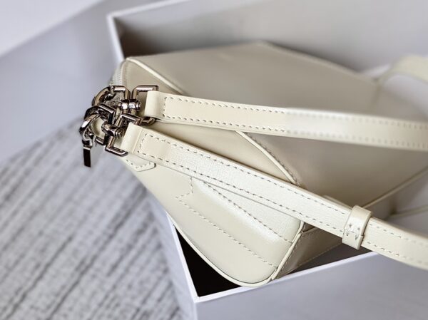 Givenchy XS Antigona Armpit Bag - White - Image 2