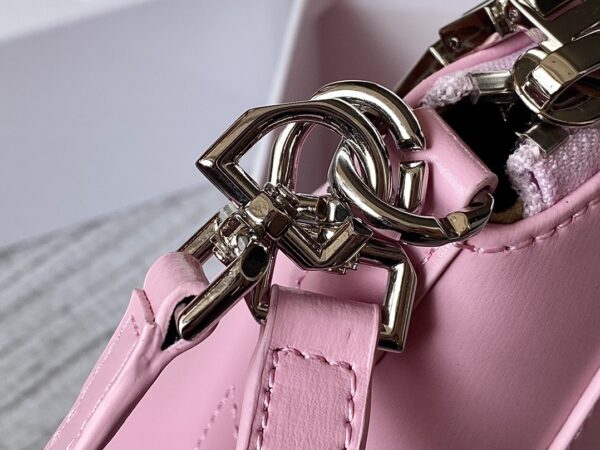 Givenchy XS Antigona Armpit Bag - Pink - Image 2