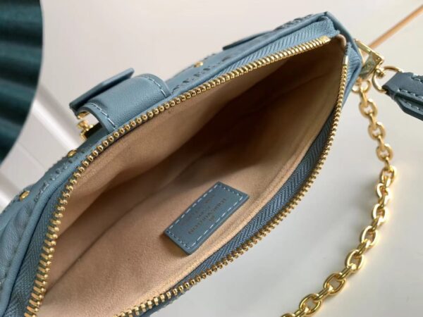 Louis Vuitton Pochette Troca Handbag - Blue - Image 5