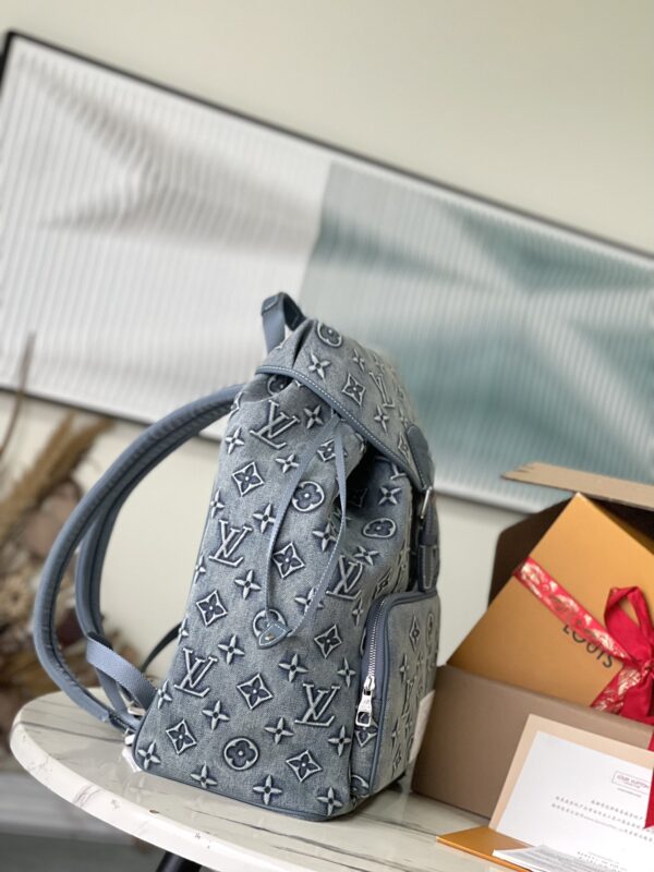 Louis Vuitton Montsouris Backpack - Image 5